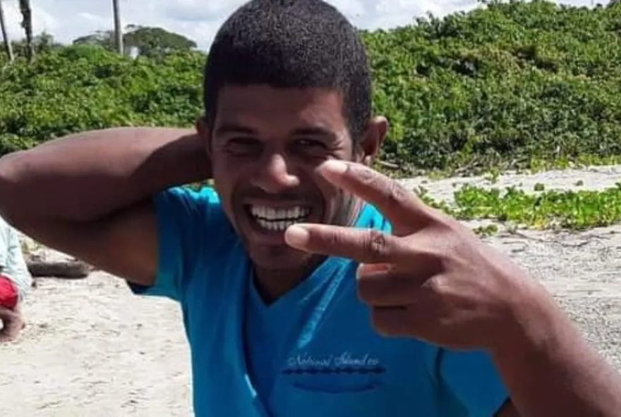 corpo-de-tripulante-de-banana-boat-e-encontrado-em-itapoa-sc corpo-de-tripulante-de-banana-boat-e-encontrado-em-itapoa-sc