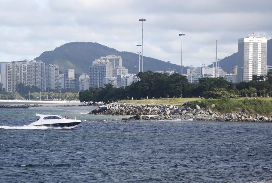 corpo-encontrado-na-baia-de-guanabara-gera-misterio-e-preocupacao-no-rio-de-janeiro