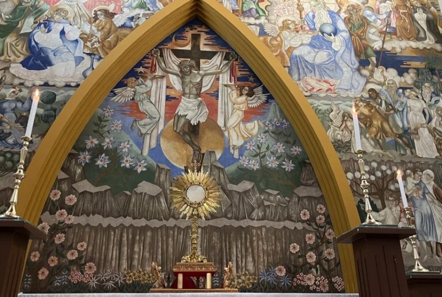 corpus-christi-em-divinopolis3A-confira-os-horarios-das-missas-e-procissoes