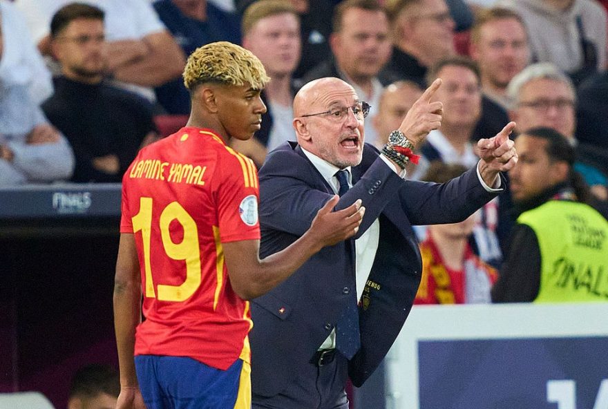 corte-de-yamal3A-guerra-entre-barcelona-e-federacao-espanhola-se-intensifica