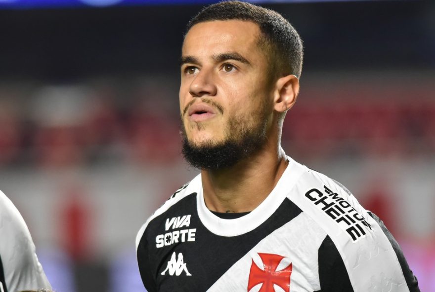 coutinho-elogia-diniz-e-celebra-vitoria-no-morumbis-em-seu-aniversario3A-22dia-especial-no-vasco22