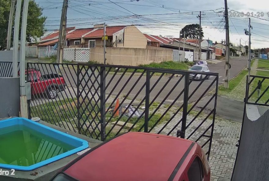 crianca-de-5-anos-atropelada-em-faixa-de-pedestres-no-parana3A-motorista-foge-sem-prestar-socorro crianca-de-5-anos-atropelada-em-faixa-de-pedestres-no-parana3A-motorista-foge-sem-prestar-socorro