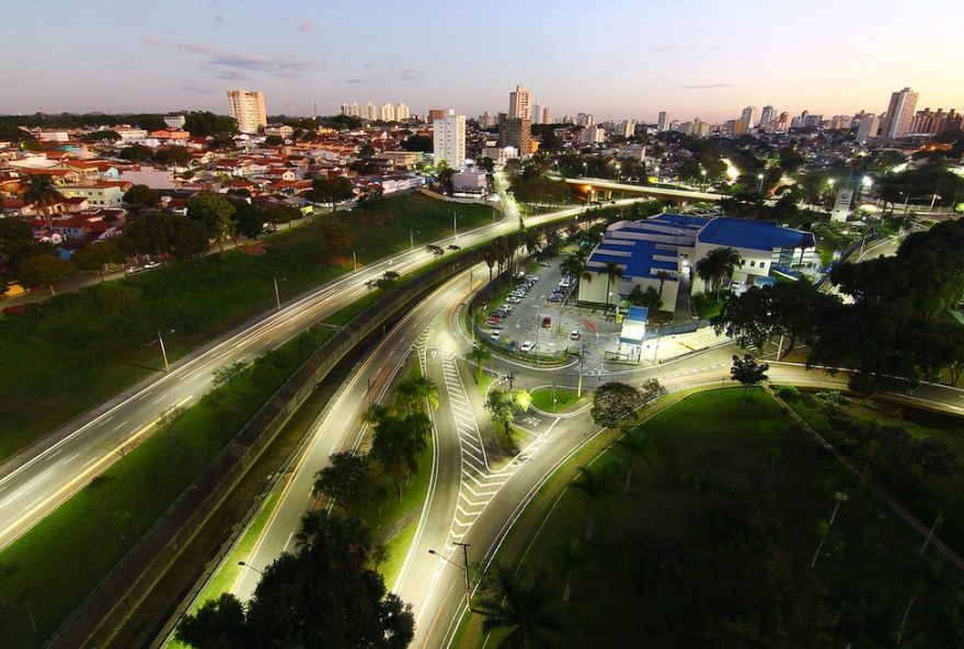 crianca-de-7-anos-morre-atropelada-no-anel-viario-em-sao-jose-dos-campos3A-motorista-nao-e-preso