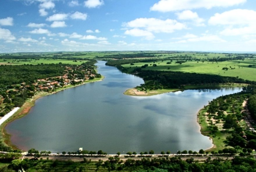 crianca-perde-dedao-do-pe-em-ataque-de-piranha-em-balneario-de-sp3A-falta-de-sinalizacao-e-atendimento-medico-preocupa crianca-perde-dedao-do-pe-em-ataque-de-piranha-em-balneario-de-sp3A-falta-de-sinalizacao-e-atendimento-medico-preocupa