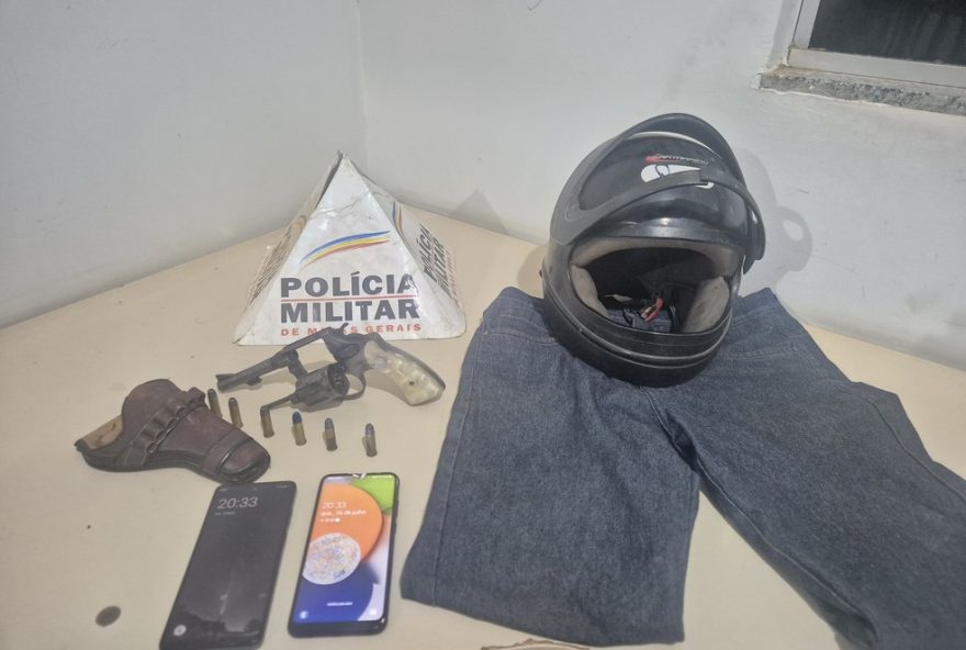 criminosos-atiram-em-carro-de-vitima-apos-assalto-em-janauba3B-um-preso-e-outro-foragido