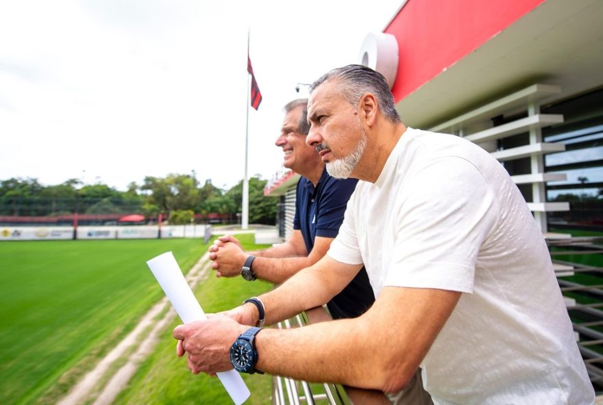 crise-no-flamengo3A-bap-veta-reforco-e-desgaste-com-elenco-expoem-tensao-com-jose-boto2C-diretor-de-futebol