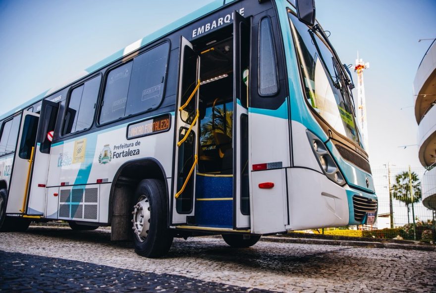 crise-nos-onibus-de-fortaleza3A-linhas-suspensas2C-custos-altos-e-desafios-para-atrair-passageiros