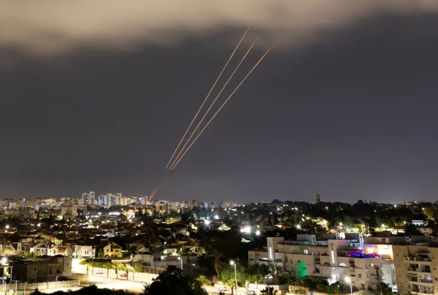 A tensão no Oriente Médio aumentou depois que o consulado iraniano em Damasco, na Síria, foi bombardeado em 1º de abril.
(Foto: Agência Brasil)