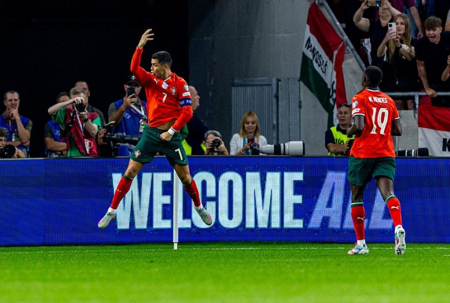 cristiano-ronaldo-e-eleito-melhor-jogador-de-todos-os-tempos-pela-liga-portuguesa-de-futebol3A-saiba-mais