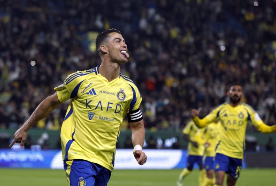 cristiano-ronaldo-recebe-proposta-de-22contrato-do-seculo22-com-o-al-nassr3A-salario-milionario-e-porcentagem-do-clube