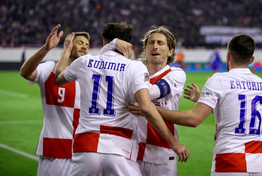 croacia-retorna-ao-top-10-da-fifa3B-brasil-se-mantem-em-quinto-ranking-atualizado-da-fifa-com-portugal-subindo-para-sexto-e-argentina-na-lideranca