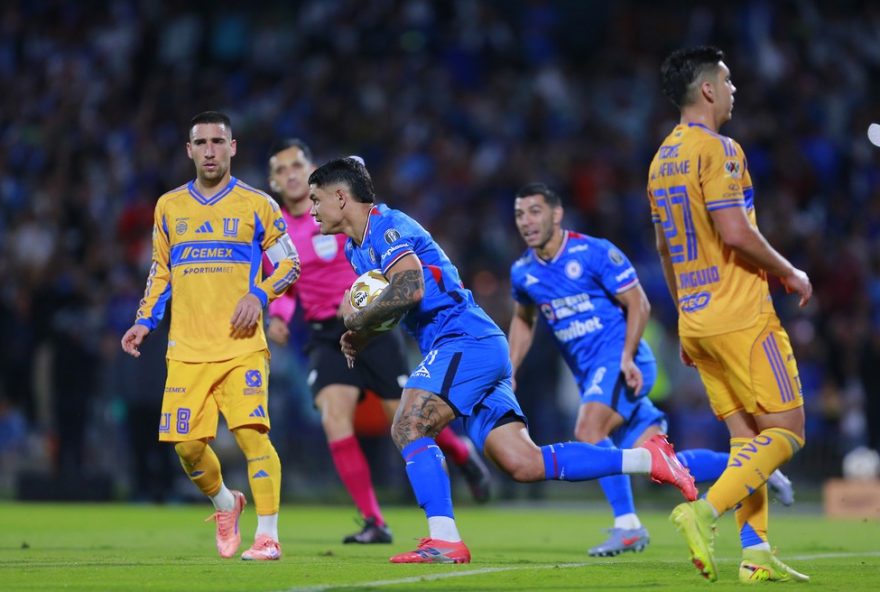 cruz-azul-enfrenta-flamengo-na-copa-intercontinental-com-favoritismo-do-time-brasileiro