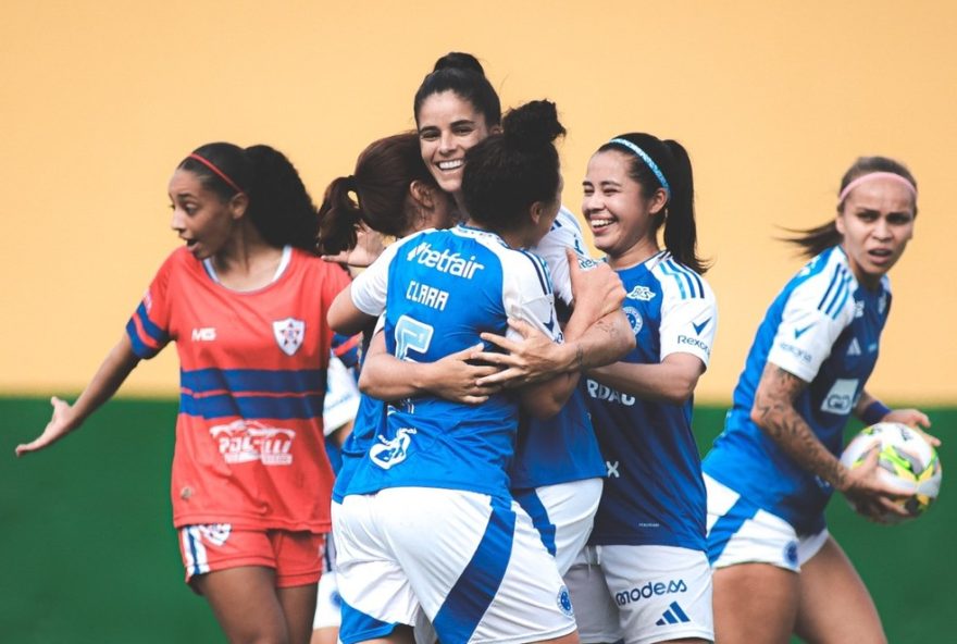 cruzeiro-atropela-araguari-por-21-a-0-na-estreia-do-mineiro-feminino3A-destaque-para-leticia-ferreira-e-rivalidade-reacendida