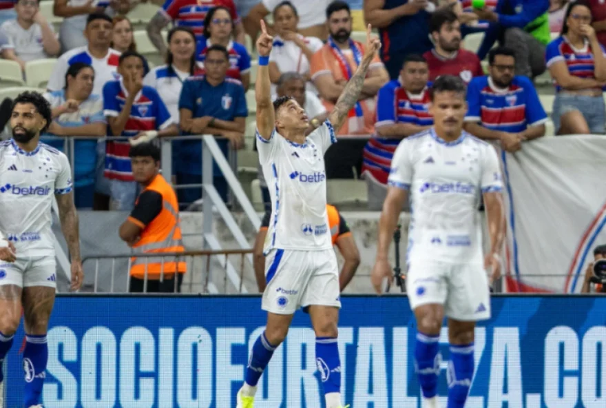 cruzeiro-domina2C-bate-o-fortaleza-e-entra-na-briga-pela-lideranca-do-brasileirao