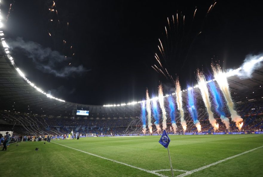 cruzeiro-e-minas-arena-negociam-renovacao-de-contrato-no-mineirao2C-com-bloqueio-de-datas-para-garantir-estadio MG - BELO HORIZONTE - 10/08/2025 - BRASILEIRO A 2025, CRUZEIRO X SANTOS - Torcida do Cruzeiro durante partida contra Santos no estadio Mineirao pelo campeonato Brasileiro A 2025. Foto: Gilson Lobo/AGIF