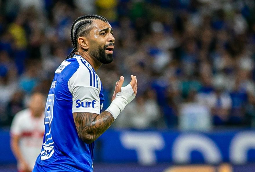 MG - BELO HORIZONTE - 30/07/2025 - COPA DO BRASIL 2025, CRUZEIRO X CRB - Gabigol jogador do Cruzeiro lamenta durante partida contra o CRB no estadio Mineirao pelo campeonato Copa Do Brasil 2025. Foto: Fernando Moreno/AGIF