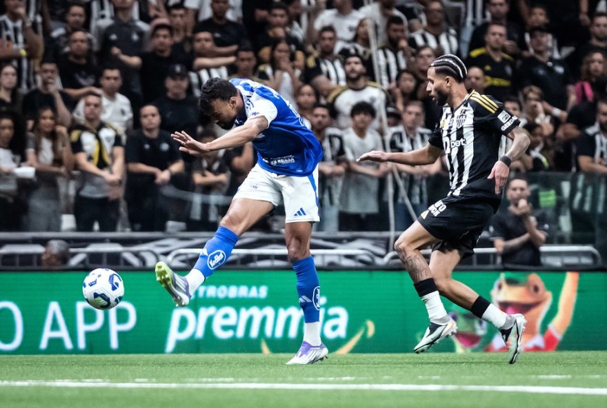 cruzeiro-vence-classico-contra-o-de-com-show-de-tecnica-e-estrategia
