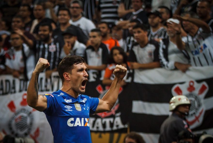 cruzeiro-x-corinthians3A-rivalidade-na-copa-do-brasil-com-destaque-para-camisa-103B-relembre-os-confrontos cruzeiro-x-corinthians3A-rivalidade-na-copa-do-brasil-com-destaque-para-camisa-103B-relembre-os-confrontos