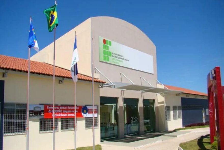 curso-de-ingles-basic-english-com-20-vagas-abertas-no-ifsertaope-campus-salgueiro