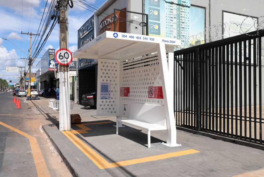 Projeto contempla mais de 7 mil pontos de parada de ônibus em 18 municípios da Região Metropolitana (Foto: SGG)