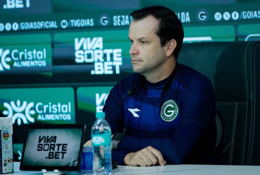 daniel-paulista-elogia-postura-do-goias-em-classico-e-destaca-justica-no-resultado daniel-paulista-elogia-postura-do-goias-em-classico-e-destaca-justica-no-resultado