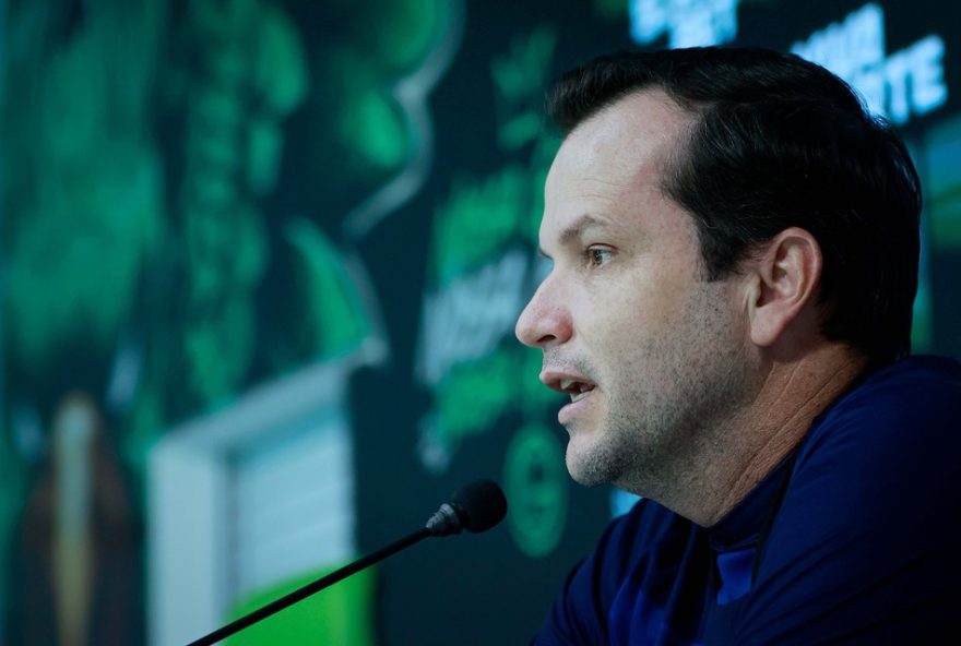 daniel-paulista-quer-quebrar-jejum-de-titulos-do-goias-e-resgatar-autoestima-da-equipe3A-entrevista-exclusiva-com-o-novo-tecnico-do-verdao daniel-paulista-quer-quebrar-jejum-de-titulos-do-goias-e-resgatar-autoestima-da-equipe3A-entrevista-exclusiva-com-o-novo-tecnico-do-verdao