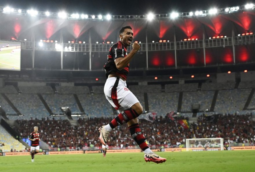 danilo-do-flamengo-elogia-ancelotti-e-critica-o-futebol-brasileiro3A-expectativa-pela-convocacao-na-selecao