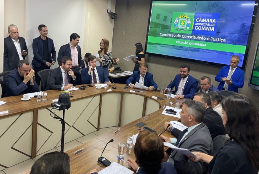 data-base-de-42C8325-avanca-na-camara-de-goiania-e-sindigoiania-avalia-acao-judicial