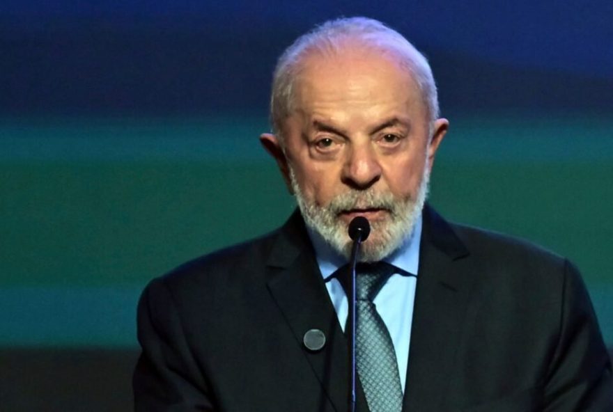 datafolha3A-lula-e-apontado-como-culpado-por-tarifaco-de-3525-e-bolsonaro-por-2225