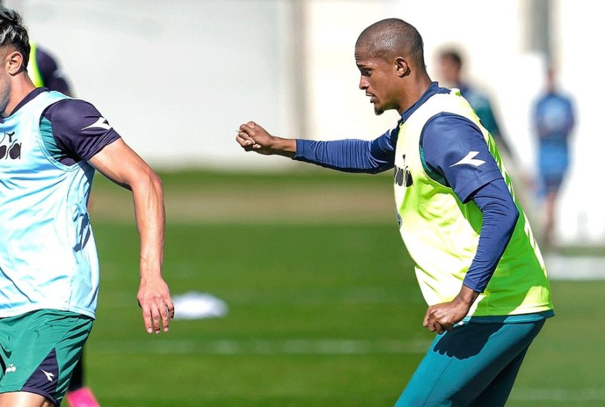 david-da-hora-e-emprestado-pelo-coritiba-ao-america-mg-ate-o-fim-da-serie-b3A-saiba-mais