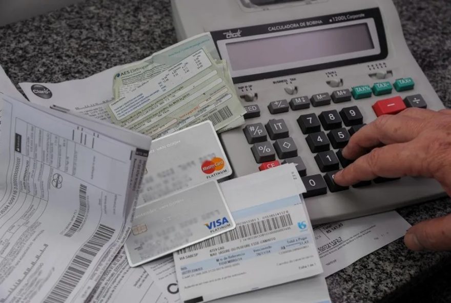 de-promove-mutirao-para-renegociar-dividas-bancarias-em-sc-com-ate-9725-de-desconto