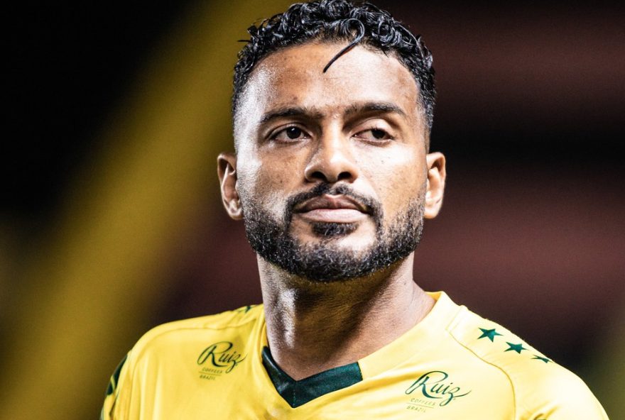 de-reinaldo-no-fluminense-a-destaque-no-mirassol3A-conheca-a-trajetoria-do-lateral-antes-de-se-tornar-protagonista