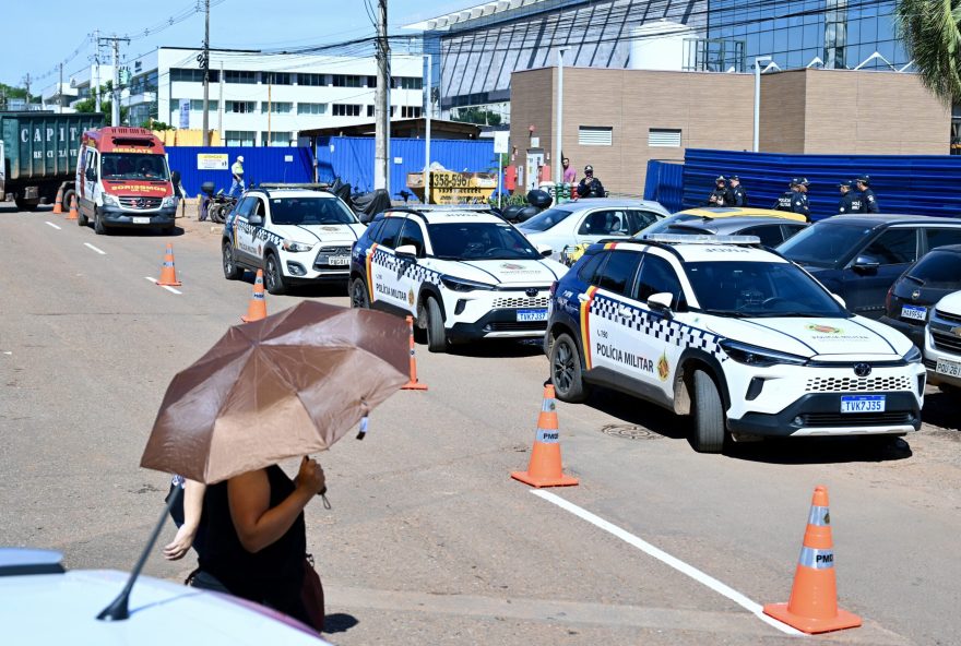 de-repudia-ameacas-e-ataques-virtuais-a-jornalistas-que-cobriam-internacao-de-bolsonaro de-repudia-ameacas-e-ataques-virtuais-a-jornalistas-que-cobriam-internacao-de-bolsonaro