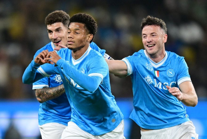 de-vence-supercopa-da-italia-com-dois-gols-de-david-neres de-vence-supercopa-da-italia-com-dois-gols-de-david-neres