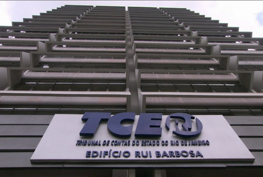 decisao-do-stf-determina-retorno-de-jose-gomes-graciosa-ao-tce-rj3A-repercussoes-e-desdobramentos