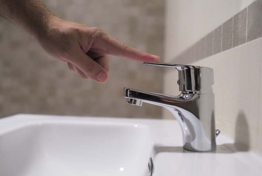 decisao-judicial-determina-bloqueio-de-r24-300-mil-da-caema-para-regularizacao-do-abastecimento-de-agua-em-vitoria-do-mearim decisao-judicial-determina-bloqueio-de-r24-300-mil-da-caema-para-regularizacao-do-abastecimento-de-agua-em-vitoria-do-mearim