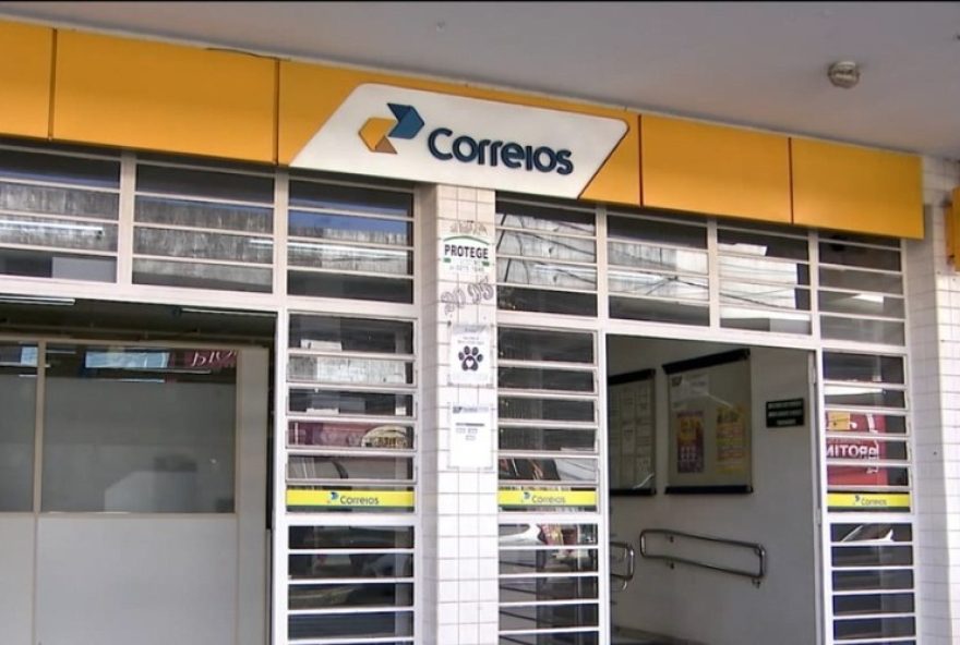 decisao-judicial-proibe-suspensao-de-ferias-dos-funcionarios-dos-correios3A-multa-diaria-de-r241-mil-por-empregado