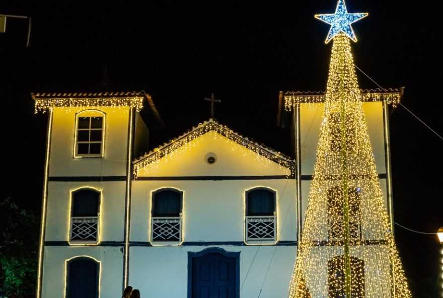 decoracao-natalina-em-pirenopolis3A-vila-de-natal-e-casa-dos-presepios-aos-detalhes