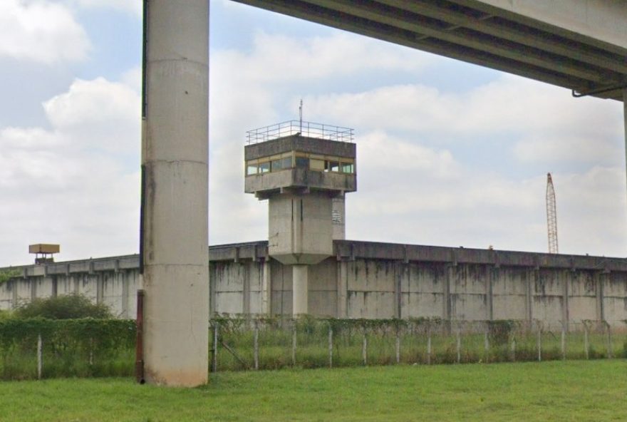defensoria-aponta-corte-de-remedios-e-condicoes-precarias-em-cdp-de-guarulhos3A-cinco-mortes-de-estrangeiros.-governo-alega-acompanhamento-medico