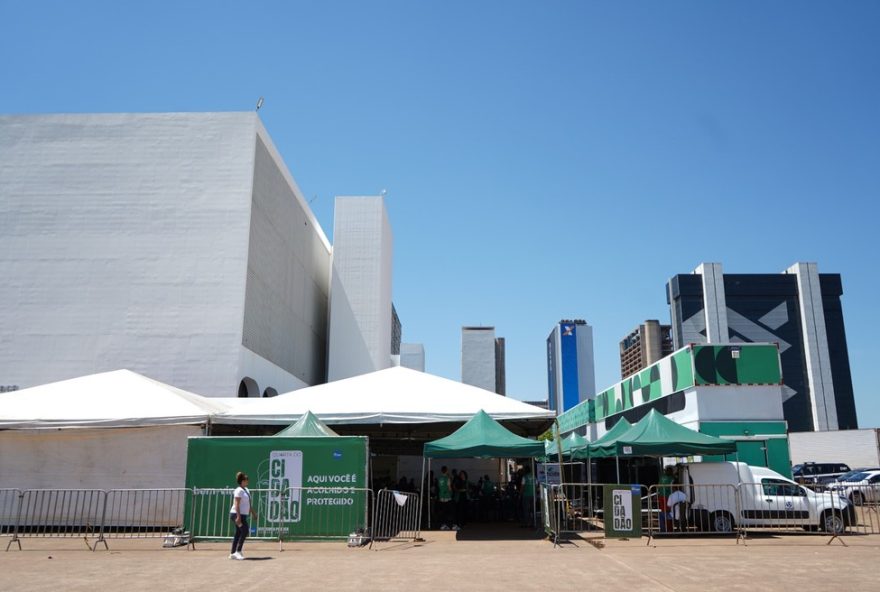 defensoria-publica-do-df-oferece-atendimento-gratuito-e-variado-na-esplanada-dos-ministerios defensoria-publica-do-df-oferece-atendimento-gratuito-e-variado-na-esplanada-dos-ministerios