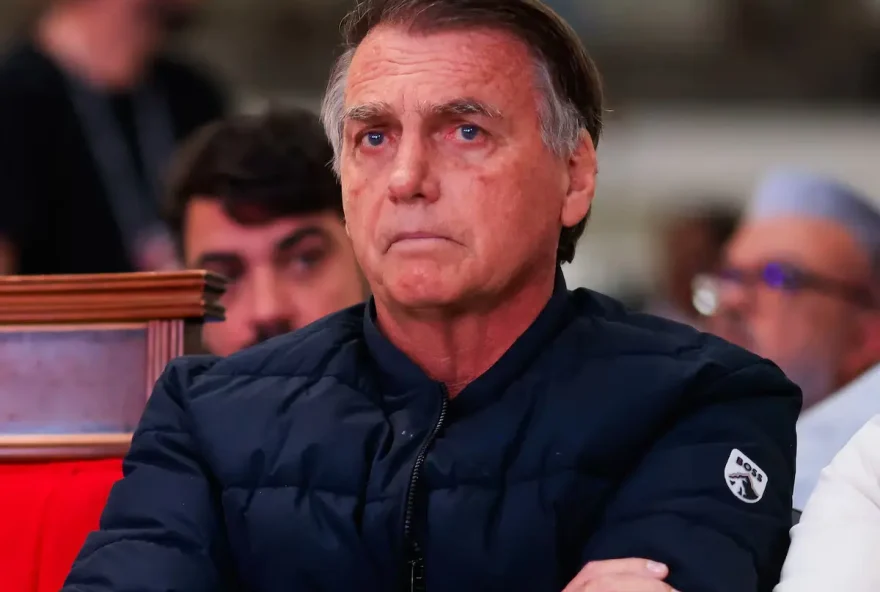 defesa-de-bolsonaro-alega-massacre2C-nega-provas-e-exige-julgamento-imparcial