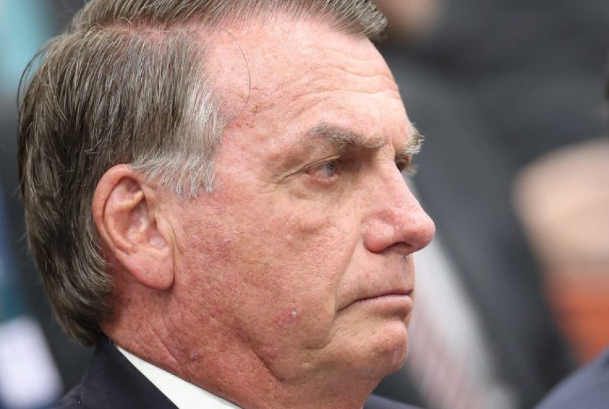 defesa-de-bolsonaro-pede-cirurgia-e-prisao-domiciliar-apos-exame defesa-de-bolsonaro-pede-cirurgia-e-prisao-domiciliar-apos-exame