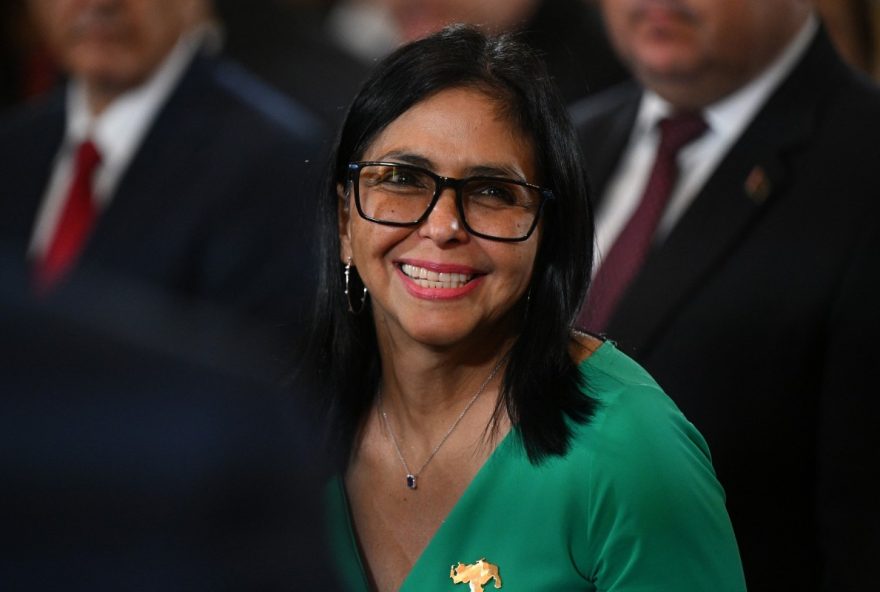 delcy-celebra-soltura-de-lula-e-ironiza-derrota-de-bolsonaro-por-se-meter-com-a-venezuela delcy-celebra-soltura-de-lula-e-ironiza-derrota-de-bolsonaro-por-se-meter-com-a-venezuela