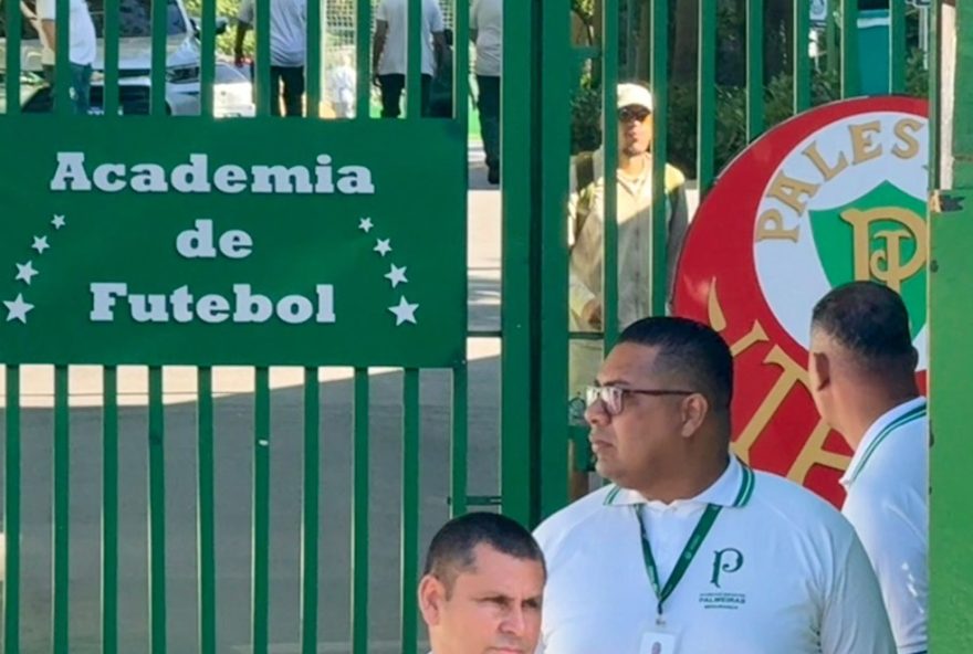 delegacao-do-palmeiras-chega-ao-brasil-apos-vice-na-libertadores3A-veja-detalhes-e-proximos-compromissos