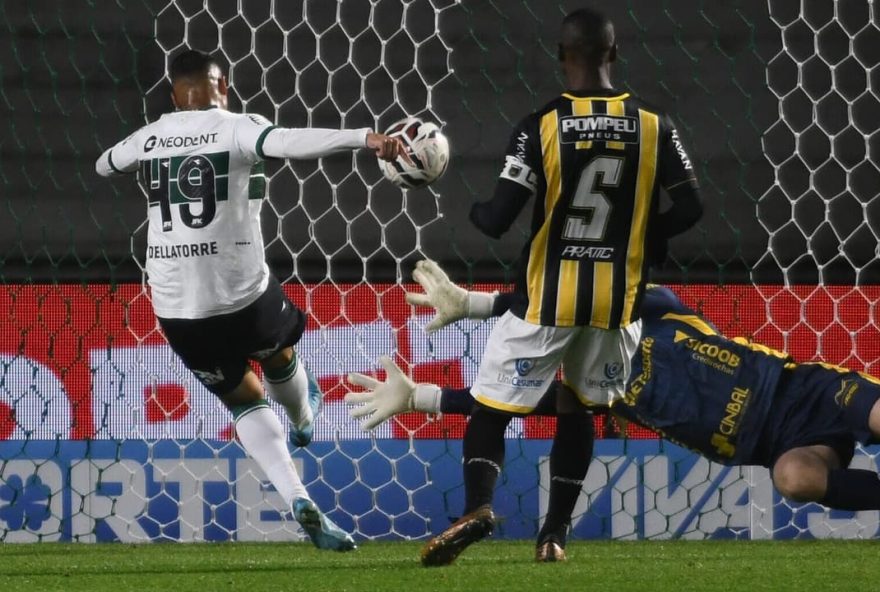 dellatorre-deixa-o-coritiba-e-acerta-com-o-vila-nova-para-a-serie-b