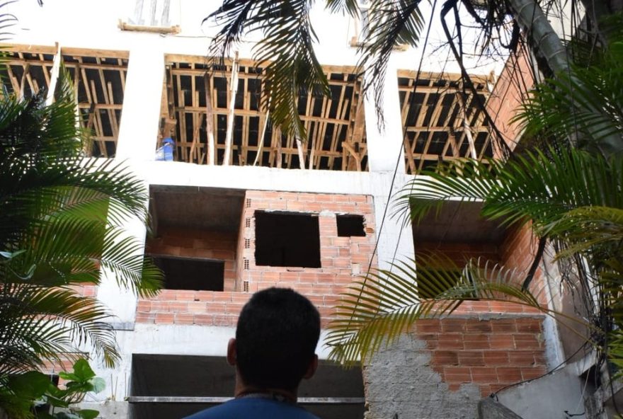 demolicao-de-predio-irregular-de-r24-2-milhoes-na-tijuquinha3A-acao-da-prefeitura-do-rio-de-janeiro demolicao-de-predio-irregular-de-r24-2-milhoes-na-tijuquinha3A-acao-da-prefeitura-do-rio-de-janeiro