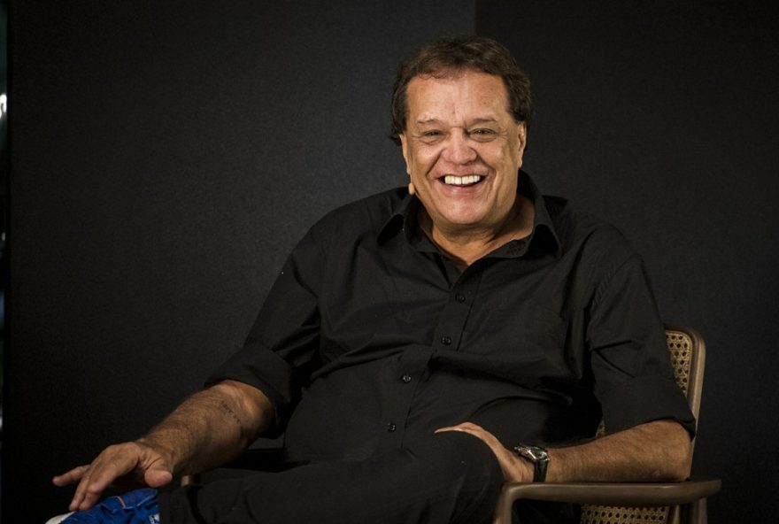 dennis-carvalho3A-trajetoria-de-sucesso-como-ator-e-diretor-em-cerimonia-restrita dennis-carvalho3A-trajetoria-de-sucesso-como-ator-e-diretor-em-cerimonia-restrita