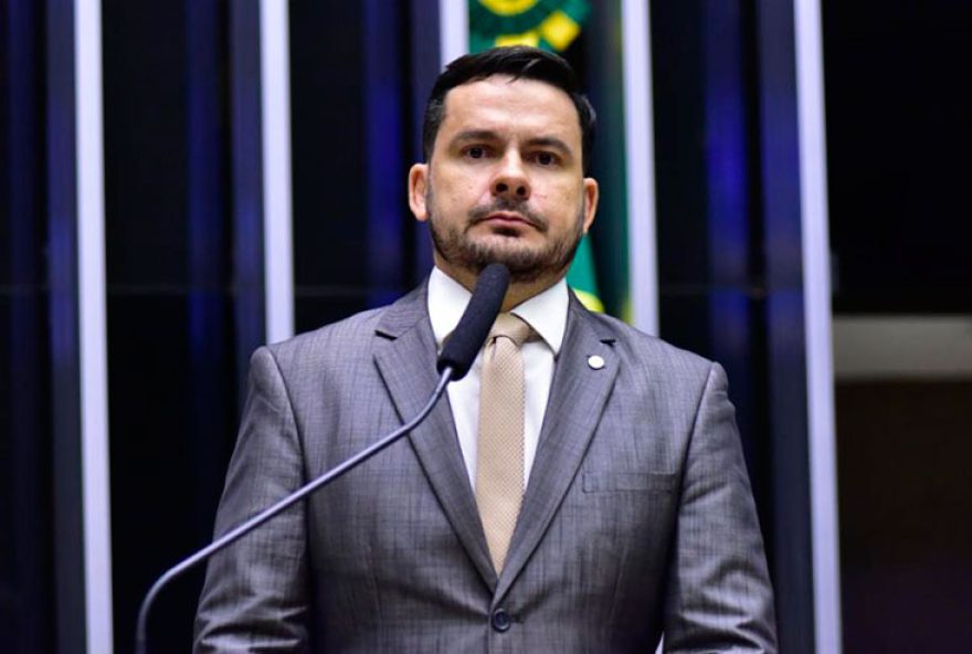 deputado-alberto-neto-e-criticado-por-postagem-em-apoio-a-bolsonaro3A-puxa-saco-de-preso deputado-alberto-neto-e-criticado-por-postagem-em-apoio-a-bolsonaro3A-puxa-saco-de-preso