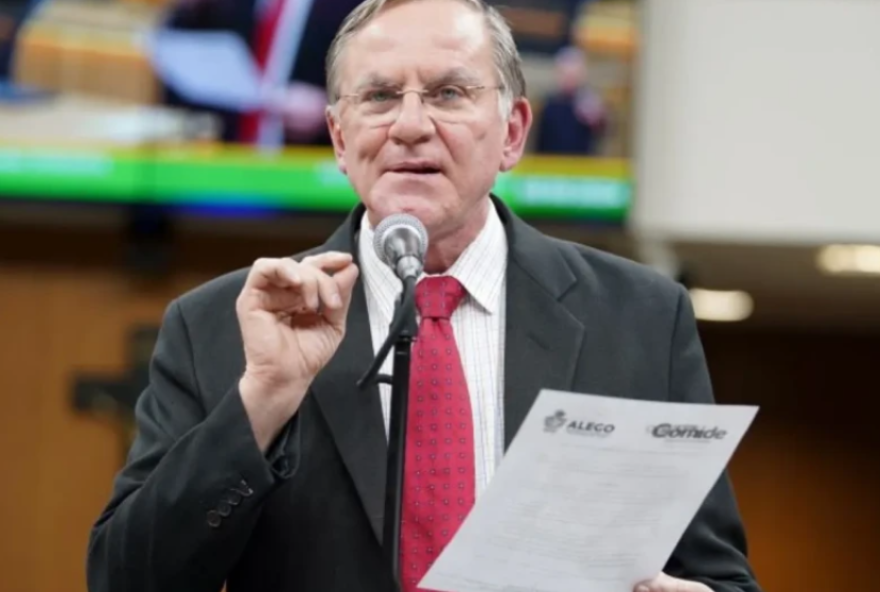 deputado-antonio-gomide-sofre-acidente-na-br-060-e-fica-em-observacao-em-anapolis deputado-antonio-gomide-sofre-acidente-na-br-060-e-fica-em-observacao-em-anapolis