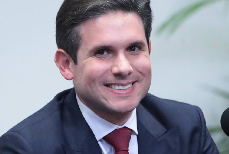 deputado-convida-papa-leao-xiv-para-celebrar-relacao-diplomatica-com-o-brasil